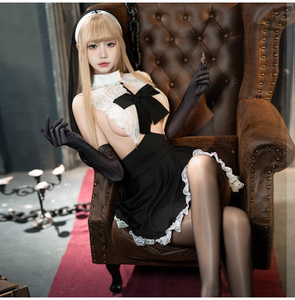 FEE ET MOI - Aristocratic Countess Sheer-Bust Nun Lingerie Set (Black - White)